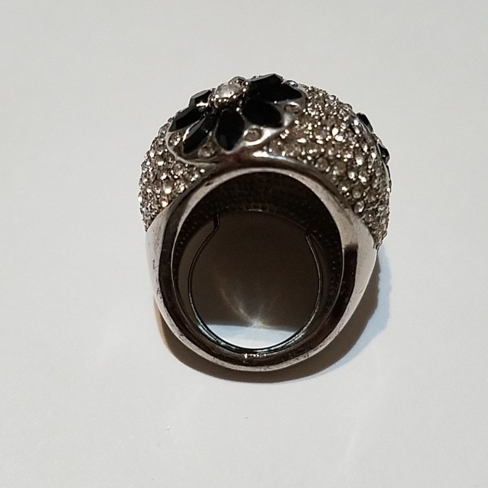 Spring Street Ring - Picture 2 of 3